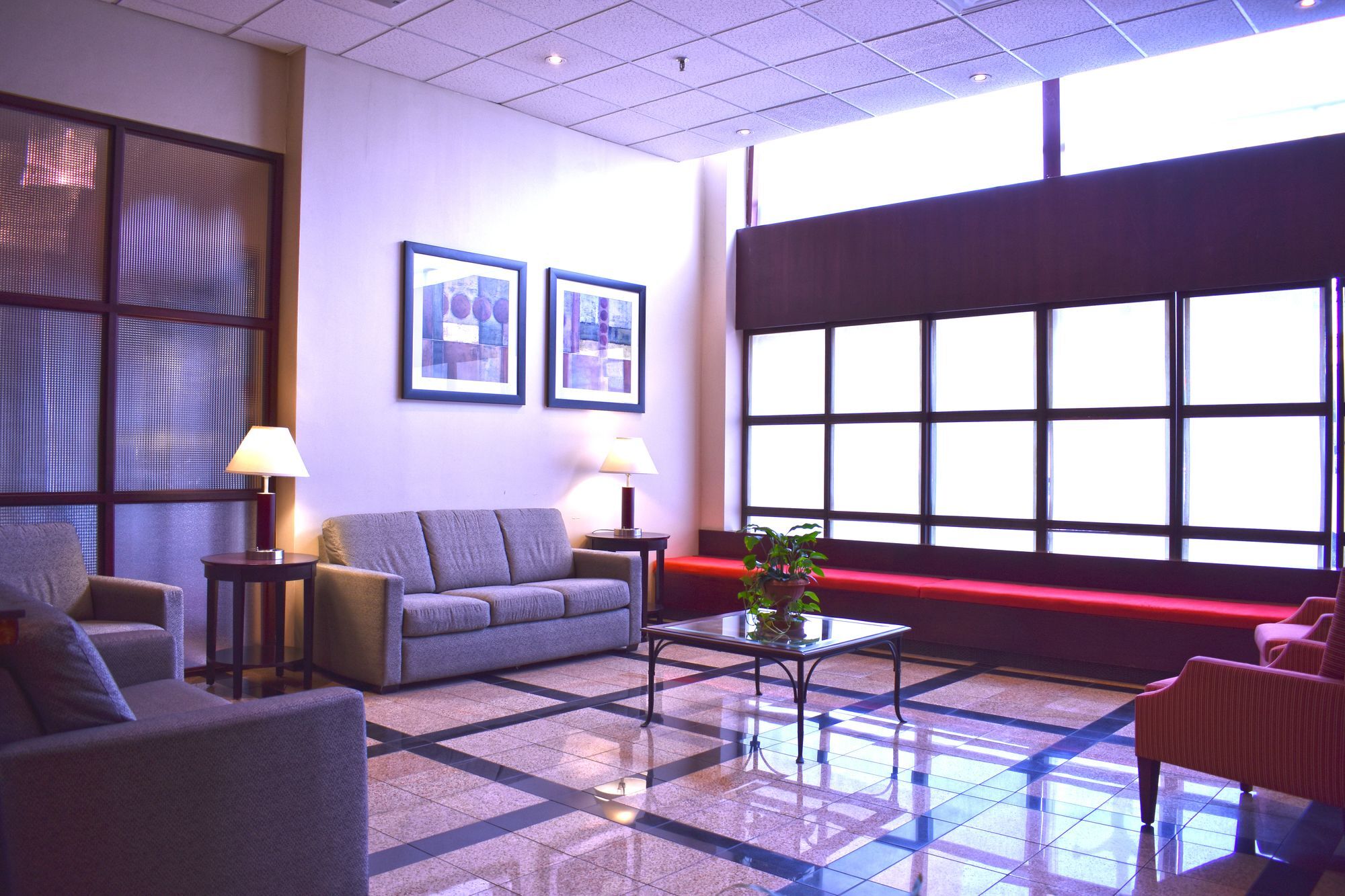 Hamilton Plaza Hotel And Conference Centre 외부 사진